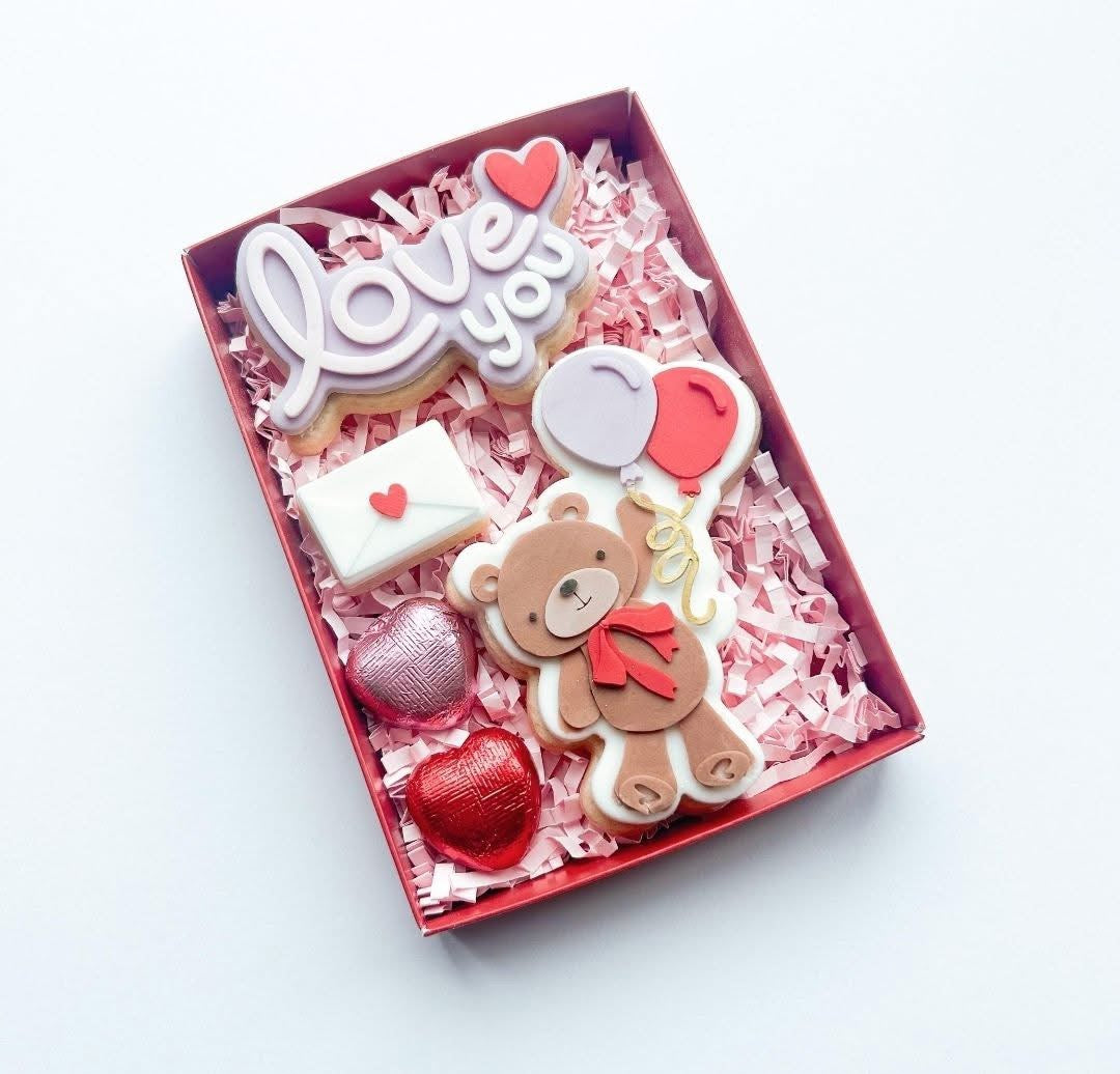 Love you treat box