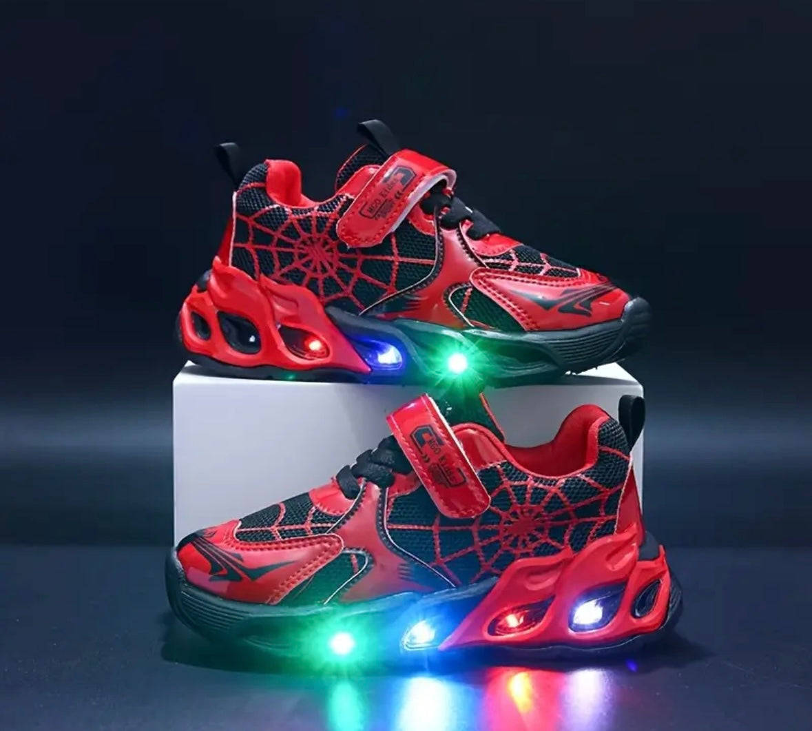 Boys spiderman light up trainers