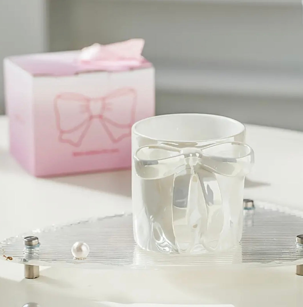 Bow mugs
