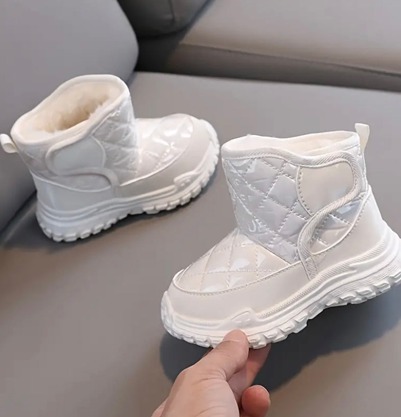 Kids winter boots