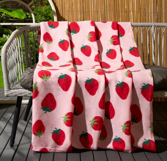 Strawberry throw